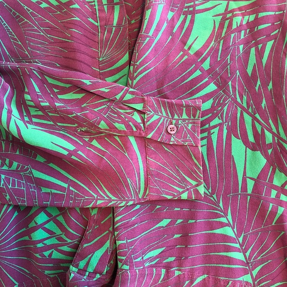 SOLD! MaxMara silk Blouse - Picture 6 of 7